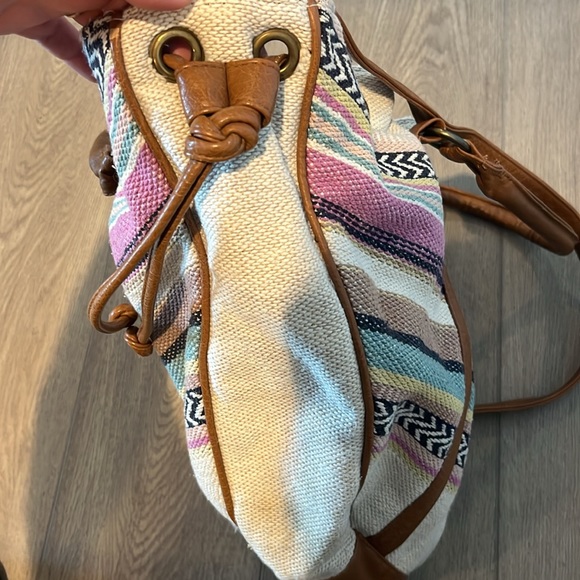 Beachy Boho American Eagle Purse - Picture 3 of 6